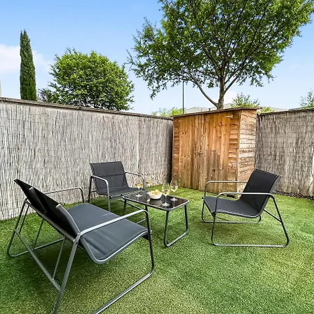 Appartement Avec Grande Terrasse Proche Du Centre Meyzieu
