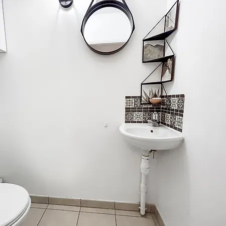 Appartement Avec Grande Terrasse Proche Du Centre Meyzieu